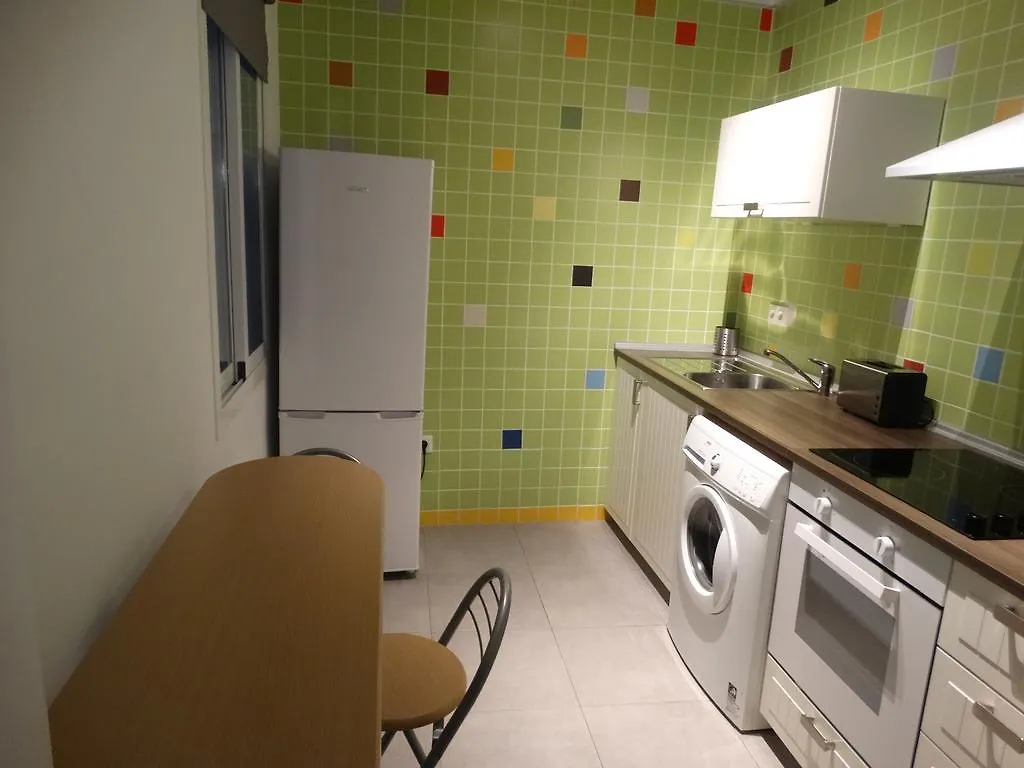 Malaga Apartamentos - Nuno Gomez, 24 Apartment